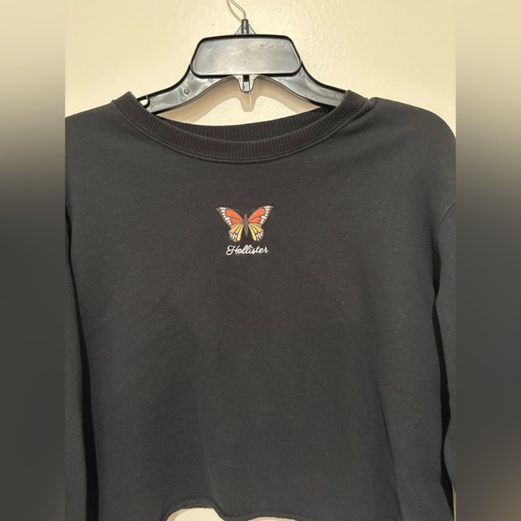 Hollister butterfly crewneck - Picture 2 of 4